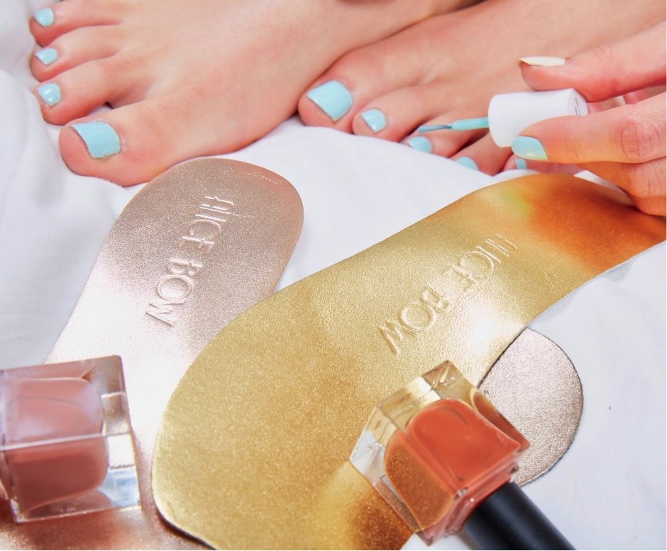 5 Tips for Defeating Winter Feet - Alice Bow